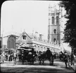 Skioptikonbild med motiv av Magdalen College, Universitetskyrkan i Oxford.
Bilden har förvarats i kartong märkt: Oxfrod 1906.