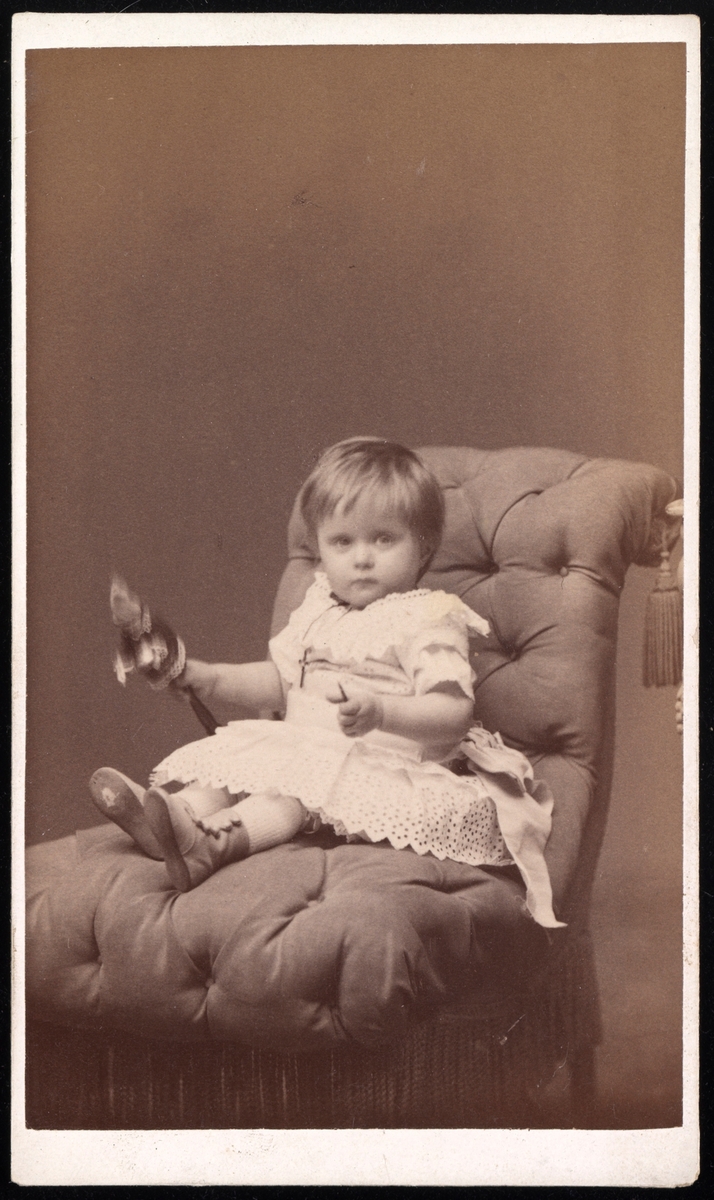 Portrett av ukjent barn.