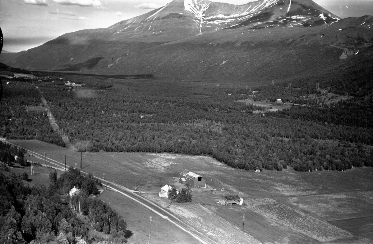 Flyfoto: Nedre Moen i Bardu 1959