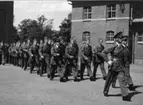 Jubileum 50 års, A 6. 9. Batt. marscherar in på kaserngården.