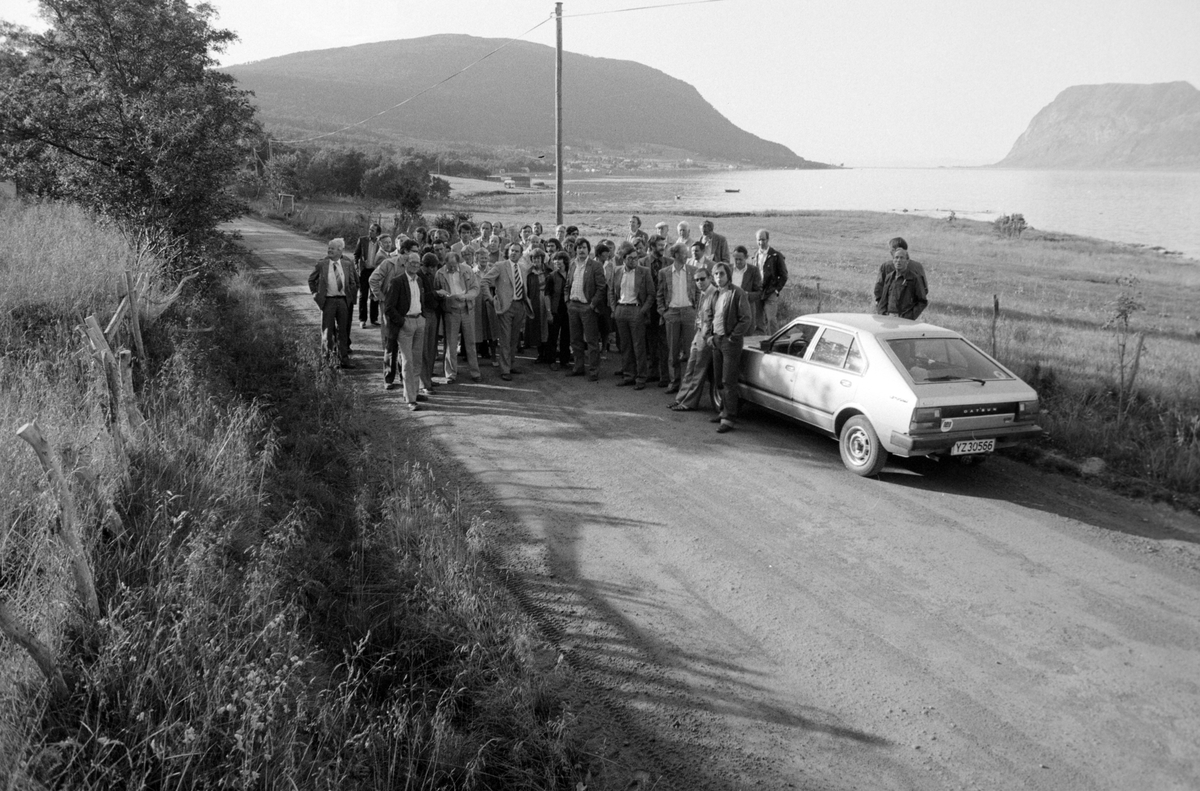 Kommunestyret på befaring i Kasfjord.