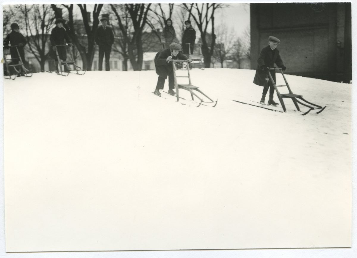 Kälkbacke vid Tullbroskolan, Kalmar 1930.