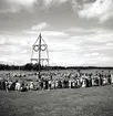 Midsommarfirande vid Fredriksskans under hantverksmässan i Kalmar 1947.