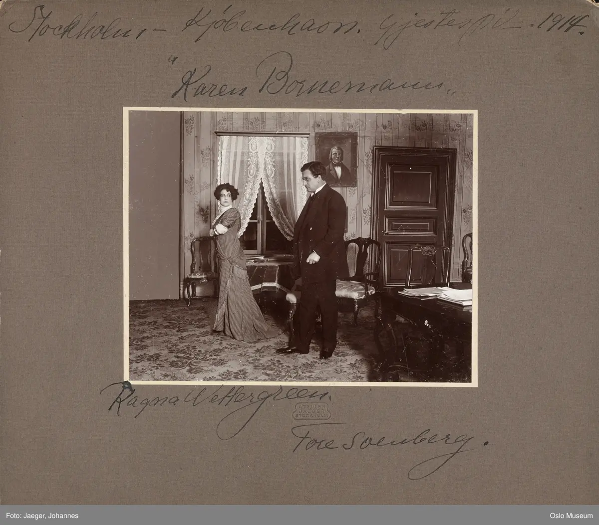 dobbeltportrett, kvinne, mann, skuespillere, rollebilde, "Karen Bornemann", stående helfigur, kostymer