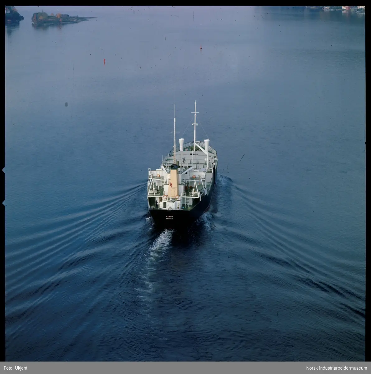 M/S Fykan i fjorden.