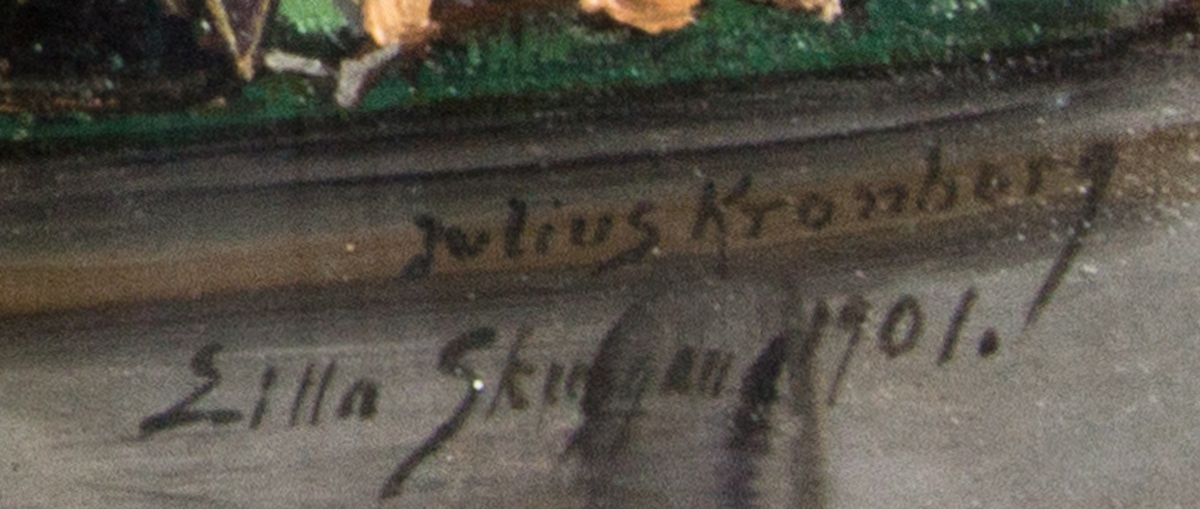 Jesus sittande i centrum på en upphöjd tron med höjd vänsterarm, Majestas Domini. I den högra hand håller han en bok. På var sida om honom en ängel. Över Jesus mandorla och guldfärgade strålar. Framför tronen blommor. Till vänster om tronen stående figurer med glorior. Till höger delvis stående, delvis knäböjande fgurer. Arkitektonisk omgivning samt palmer mot mörk bakgrund.