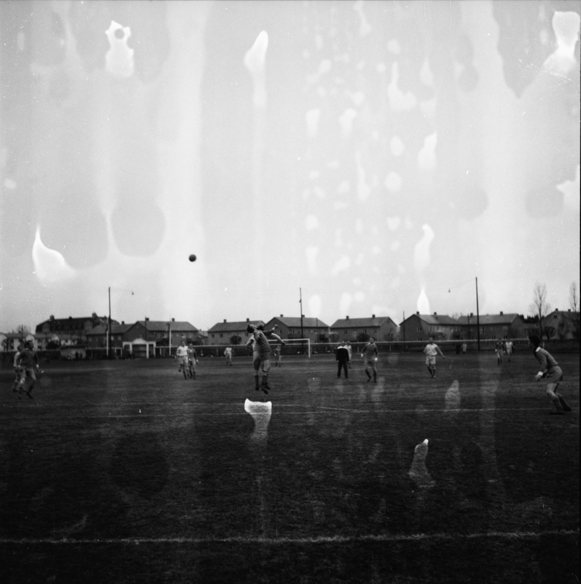 Vardens arkiv. "Fotballkamp. Herkules - Grane  1-0"  30.04.1954