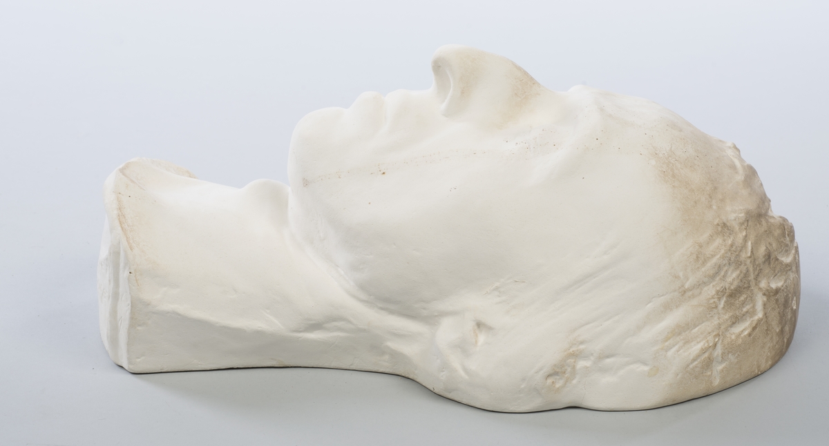Dødsmaske av Fredric Chopin. Gips.