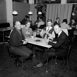 Bridgespillere på Byåsen Bistro i Byåsen butikksenter