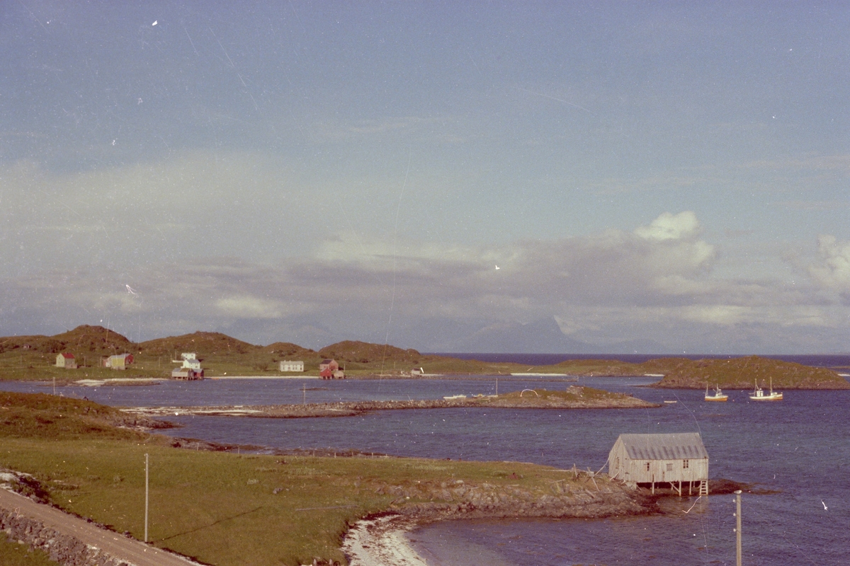 Landskap og bebyggelse på Krøttøy.