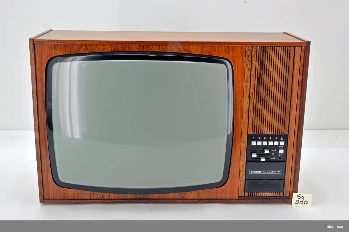 Fjernsynsapparat -Norsk Teknisk Museum / DigitaltMuseum