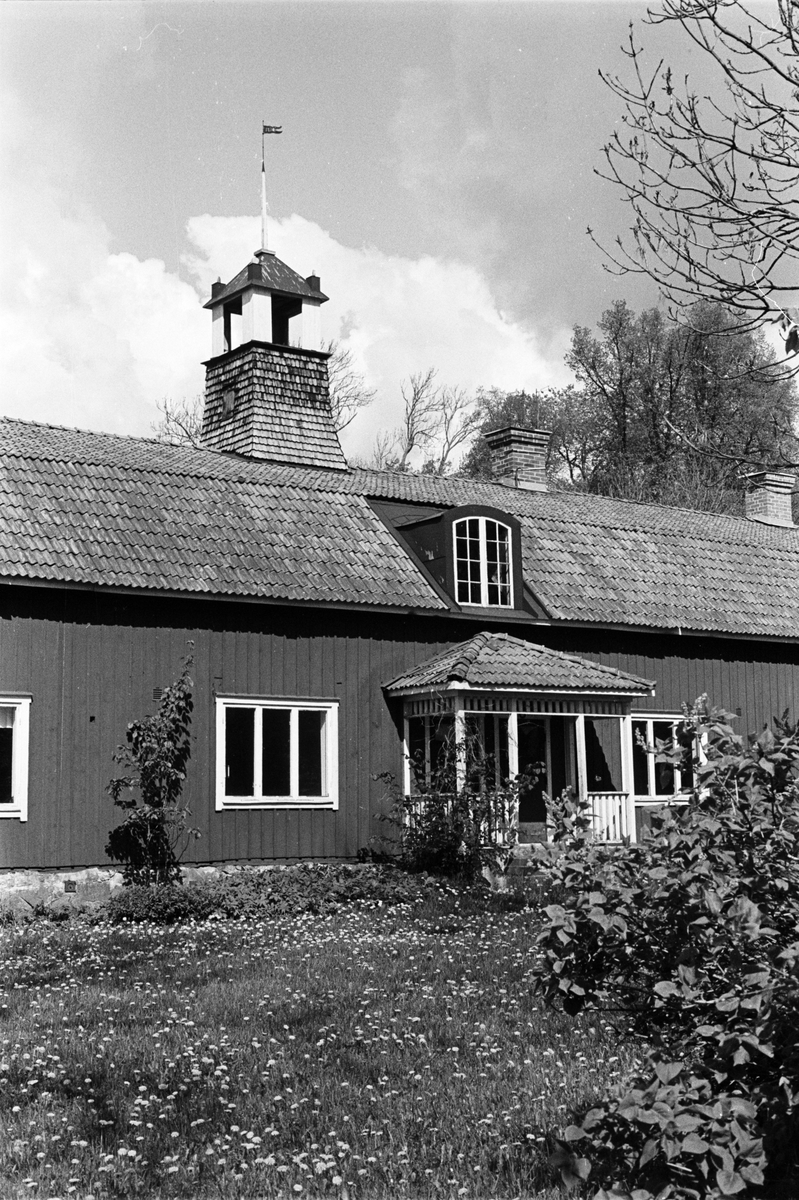 Bostadshus, Lydinge 1:1, Lydinge gård, Stavby socken, Uppland 1987