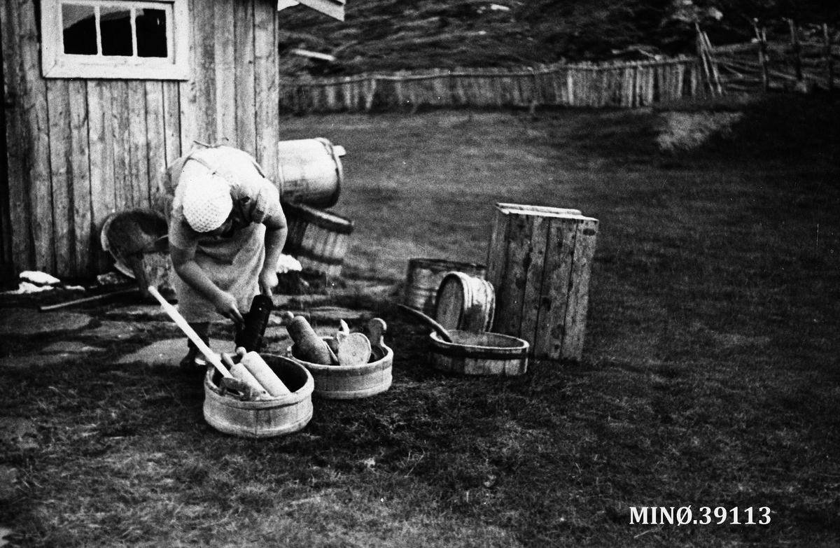 Seterstell- Målfrid Strømsengbakken på Lågia.