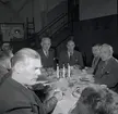 Måltid med lokförman Oscar Sandvall som avgår med pension 25/11 1958.
