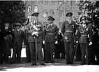 Jubileum 50 års, A 6. Generalmajor Douglas m fl.