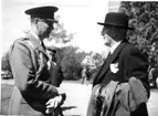 Jubileum 50 års, A 6. Generalmajor Archibald Douglas och Major Erik kerhielm.