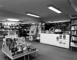 Foto fra Sverdrups bokhandel i Nedre Enggate 5/7, og med hov