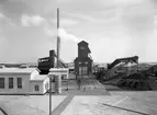 Gasverket i Yttre hamn. Verksamheten pågick där från 1938 till 1966 för att tidigare ha legat vid Klaraborg och vid Hamngatan före branden 1865. Sammantaget producerades det stadsgas i Karlstad i över 100 år.