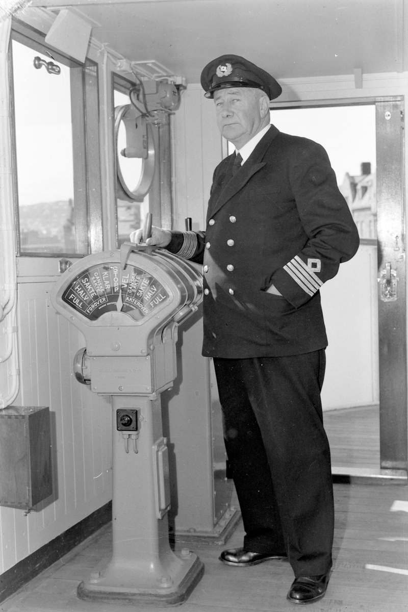 Diverse motiv fra hurtigruta M/S Håkon Jarl