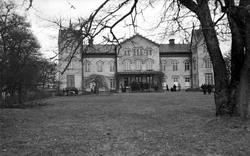 Longs slott utanför Grums går under klubban år 1934. Huset a