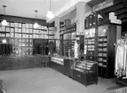 Interiör från CGC:s ursprungliga butik på Kungsgatan 20. 1951 flyttades rörelsen till nuvarande plats.