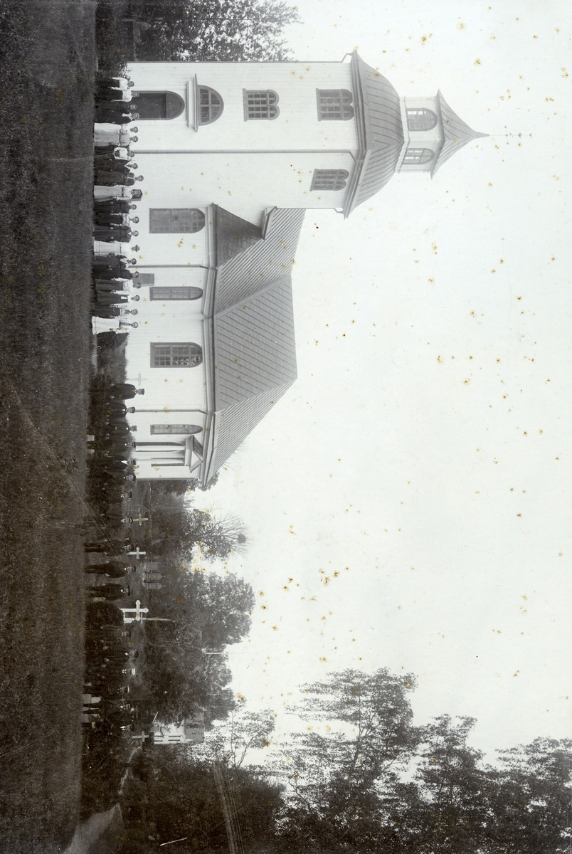 Övre Ulleruds Kyrka kring 1910. Gåva till museet 22/7 1981.