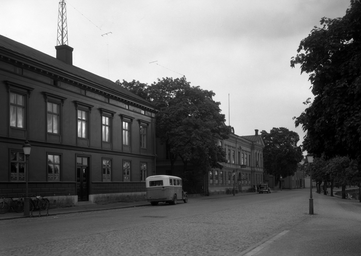 Älvgatan 3, uppfört på 1840-talet och Älvgatan 5 byggt år 1868. Bilden tagen 1935.