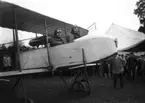 Första flygningen i Karlstad med den franske piloten Maurice Chevillard den 5 oktober 1913.