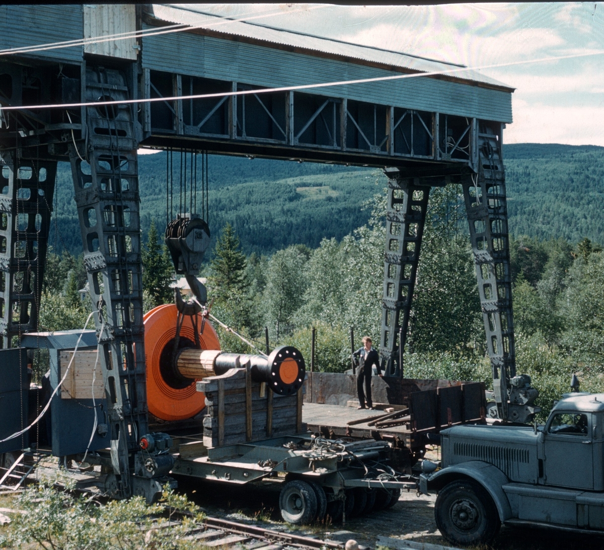 Transport av Generator frå Sangelien.
bilde er tatt av Thorbjørn Pedersen.