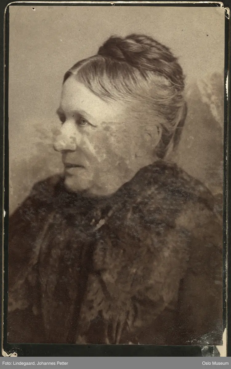 portrett, kvinne, skuespillerinne, brystbilde, halvprofil