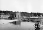 Kraftverk i Klarälvdalen från norr till söder. En gåva till museet från Ingela Thorsell, Karlstad. Skogaforsens kraftstation.