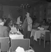 Mannekänguppvisning på Centralhotellet. 19 september 1956.