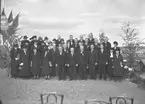 Den 19 juni 1942. Gefle Ångväveri 80 års-Jubileum. Gruppbild