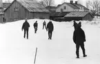Hemlingby, fotbollsspel i snön. Från utställningen 