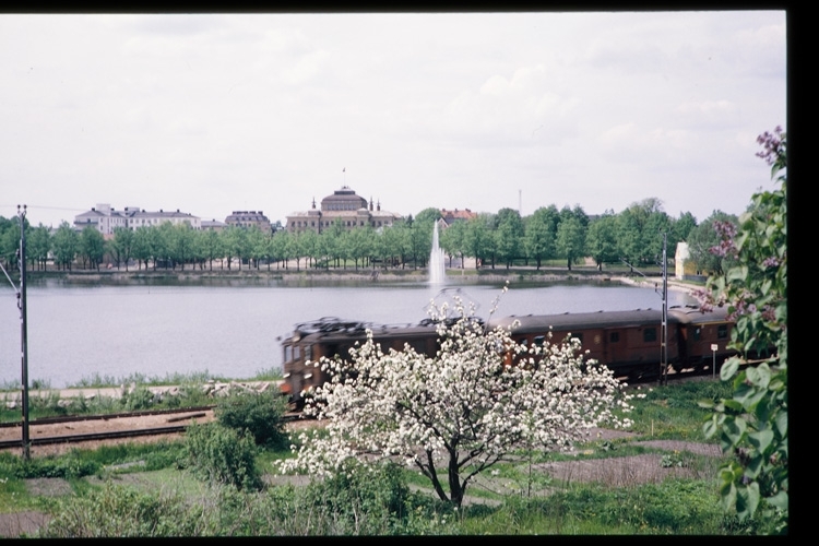 Växjösjön och Söder sett från Ingelstadsvägen. Växjö, 1965.