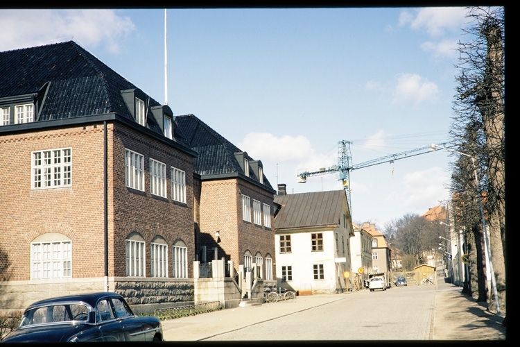 Varmbadhuset vid Teatertorget. Växjö, våren 1967.
