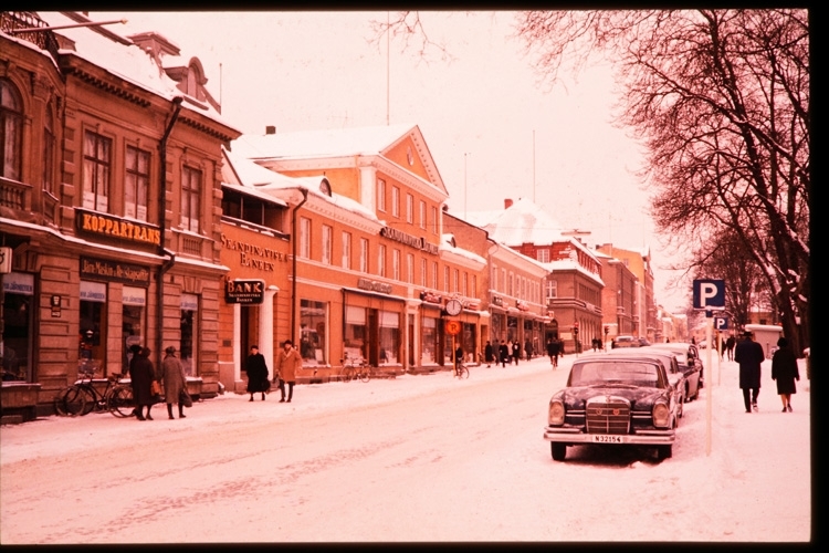 Kungsgatan norrut. Växjö, 1950-60tal .Vinterbild.