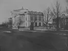 Gefle teater.

Gustav Arvid Asplund, verkmästare på Gefle Porslinsfabrik 1910-talet
Förmodligen var han även anställd på föregångaren, Gefle kakelfabrik
Bilderna har han själ identifierat, bildtexterna är också hans egna.