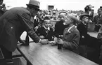 Konsum Alfa. Festen i Folkparken, den 25 Augusti 1943.