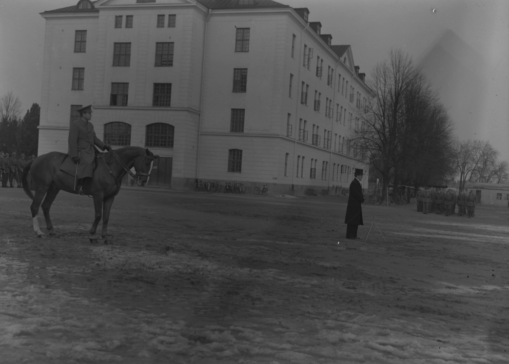 Kungsbäcks medaljutdelning vid Hälsinge regemente, I 14. April 1944