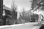 Den 22 maj 1957. Södra Centralgatan med bl.a  Länsmuseet, Grand Hotell och Fruktaffär.