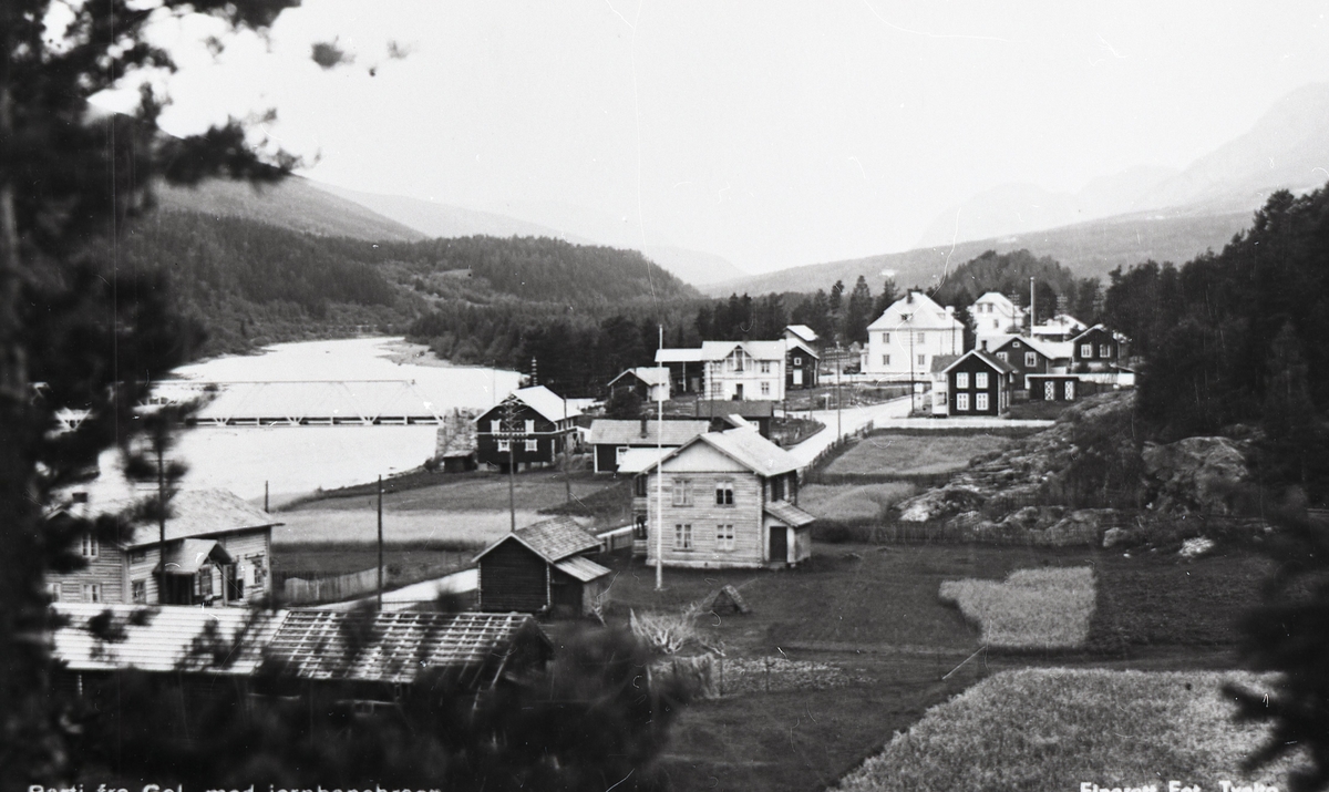 Lagmanndokken med utsyn oppover Gol gamle sentrum.