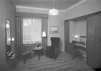 Hotell Baltic byggdes 1926 och invigdes 1927. Hade 40 gästrum, restaurang och en festvåning där landstinget i många år höll sina sammmanträden. I hörnet mot Drottninggatan fanns bakfickan Briggen. För gästerna fanns garage och en egen bensinstation.

Gästrum