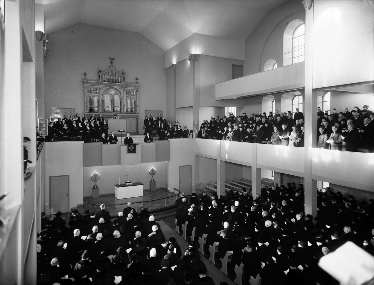 Betlehemskyrkan
Interiör efter ombyggnaden

December 1937
Gävle Missionsförsamling