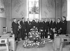 herr Lenngren
foto av begravning i Valbo kyrka

30 maj 1936