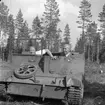 Skogshuggare med bandvagn. 1947.