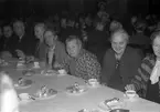 Konsum Alfa och Arbetarbladets pensionärer på fest i Stadshuset. 6 januari 1945.
