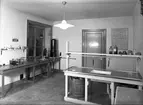 Interiör från Gefleborgs Tandteknikerinstitut, Drottninggatan 46, Gävle. Februari 1945.