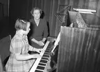 ABF:s musikskola. 27 april 1953.