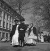 Hattparad på Nygatan. 23 maj 1954.